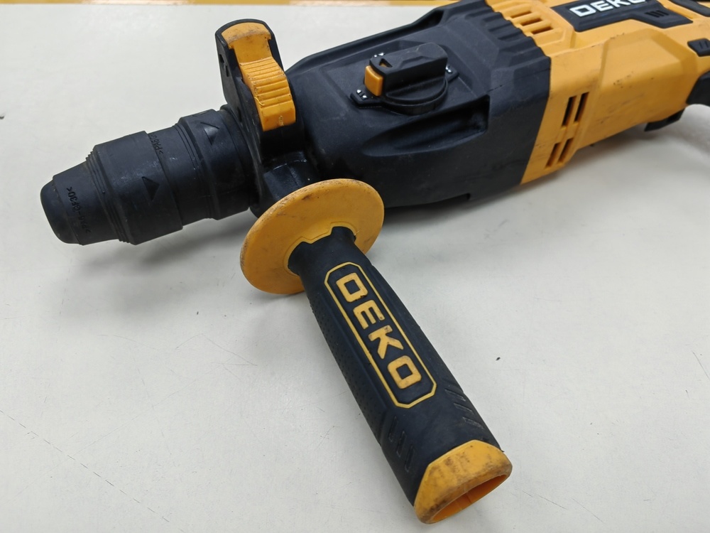 Перфоратор Deko ZKH1150