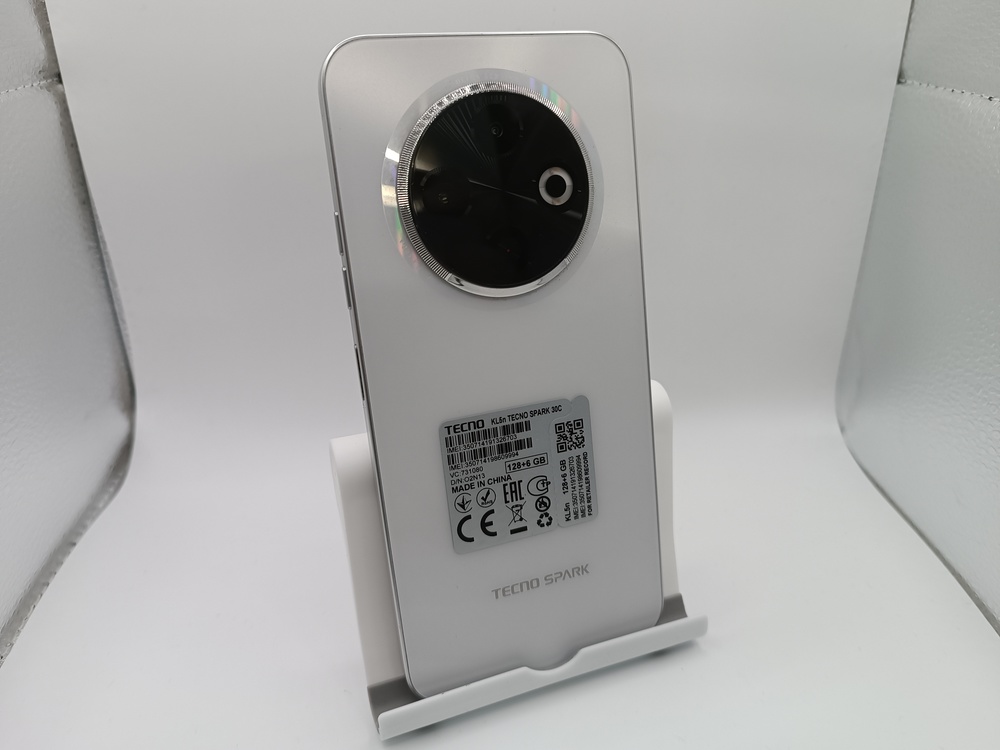 Смартфон Tecno SPARK 30C 6/128
