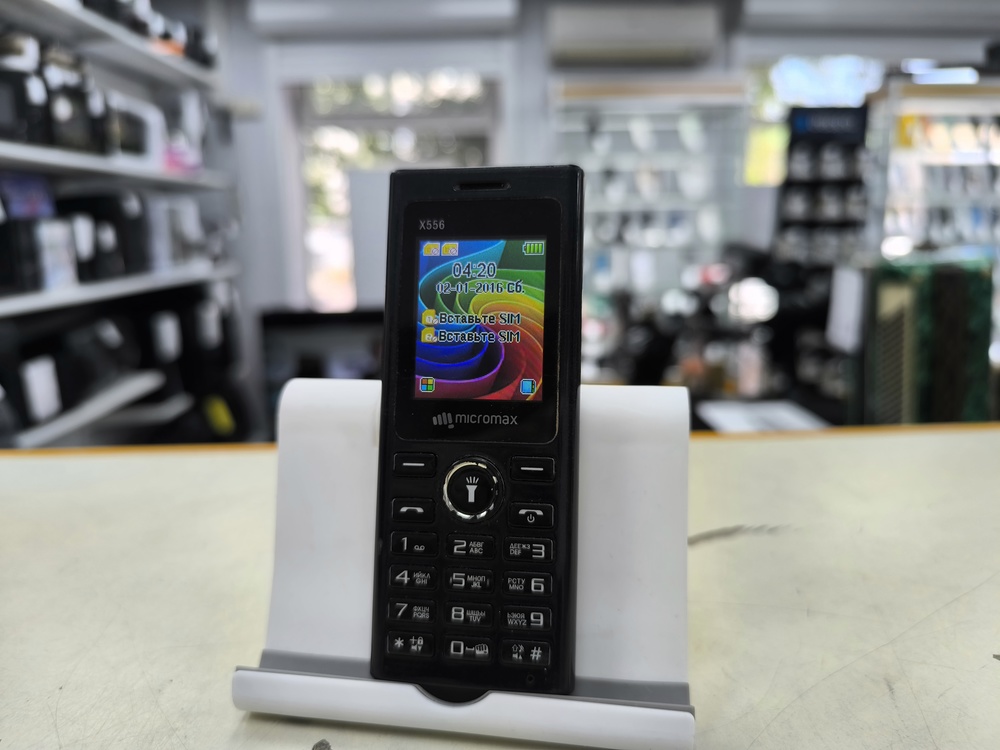 Смартфон Micromax X556