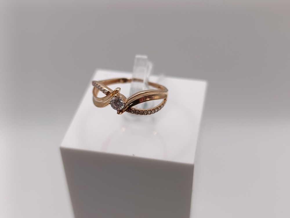 КОЛКМИ375 КОЛЬЦО С КАМНЯМИ (Au 375)