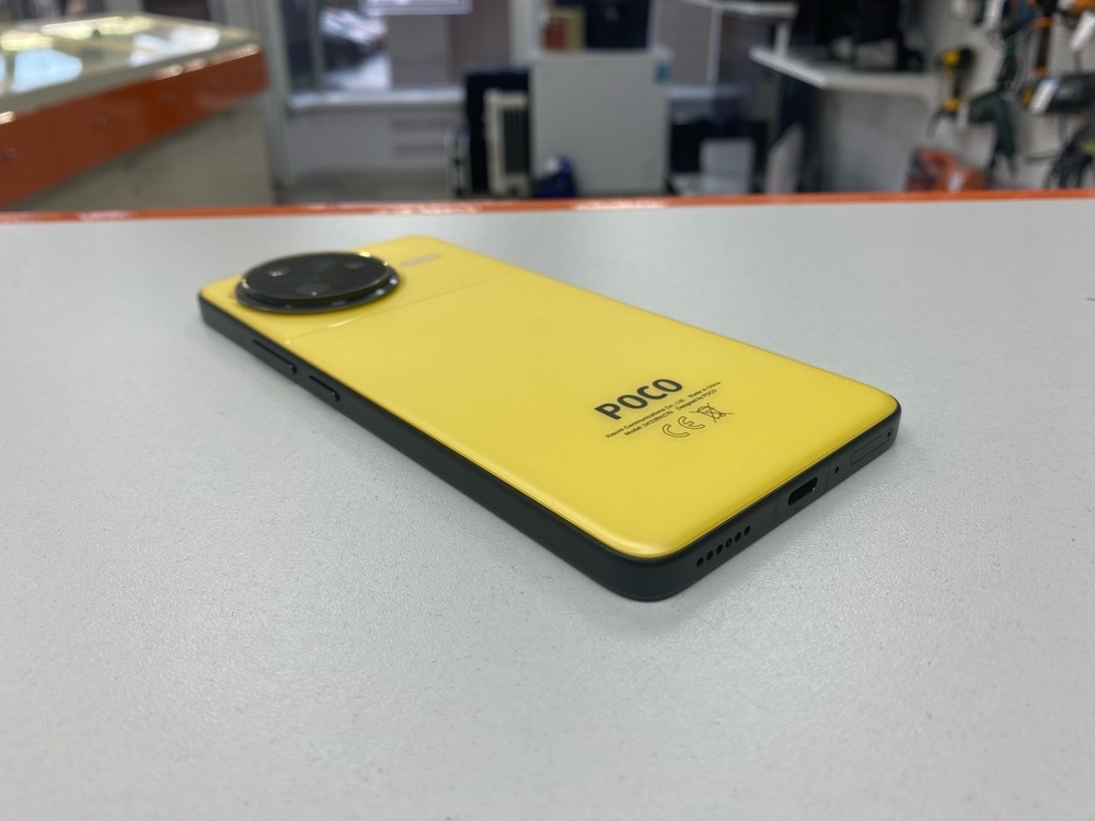 Смартфон Xiaomi Poco F7 ultra 16/512