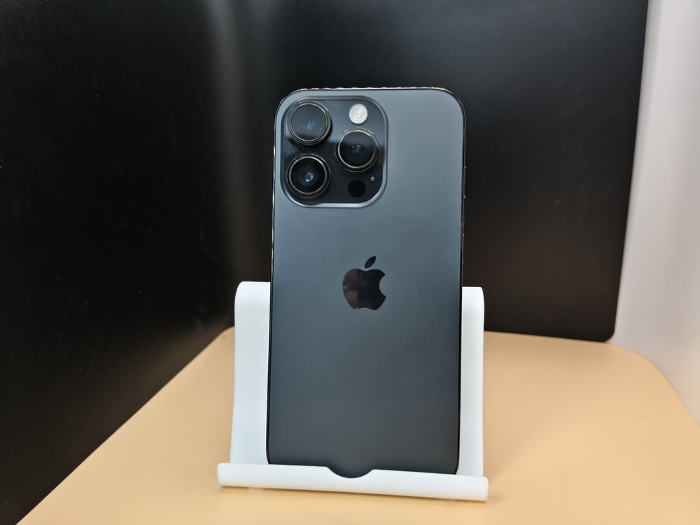Смартфон Apple Iphone 14 Pro 256Gb