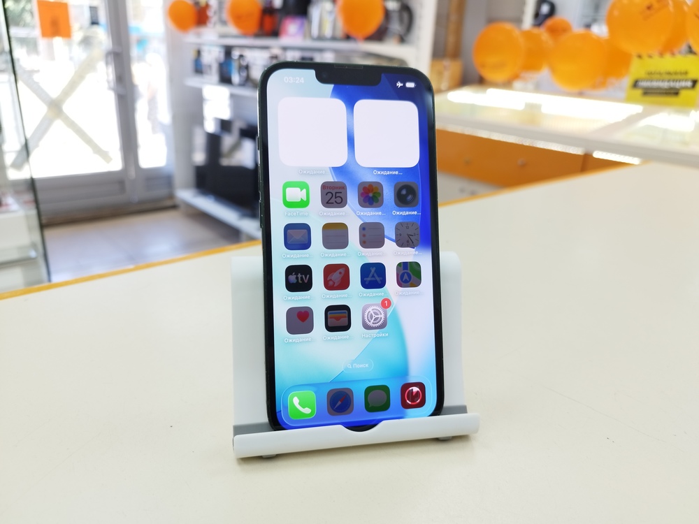 Смартфон Apple iPhone 13 128Gb