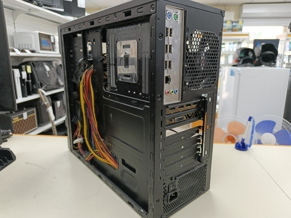 Системный блок ZALMAN; Xeon E5-2640, Radeon RX 570, 16 Гб, 120 Гб, 320 Гб