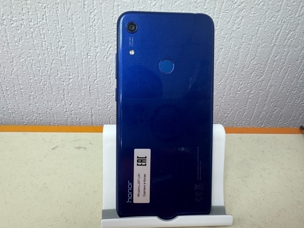 Смартфон Honor 8A 3/64