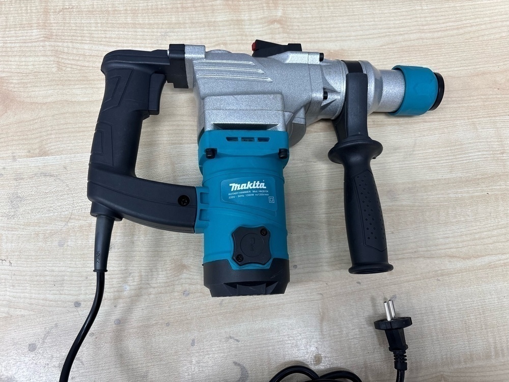 Перфоратор Makita HM28104
