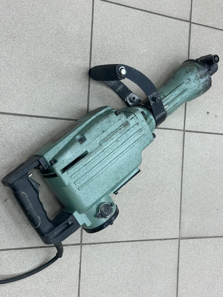 Отбойный молоток Энкор МОЭ-1650