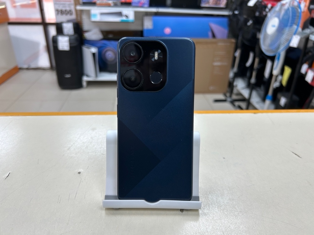 Смартфон Tecno Spark Go 2023 4/64