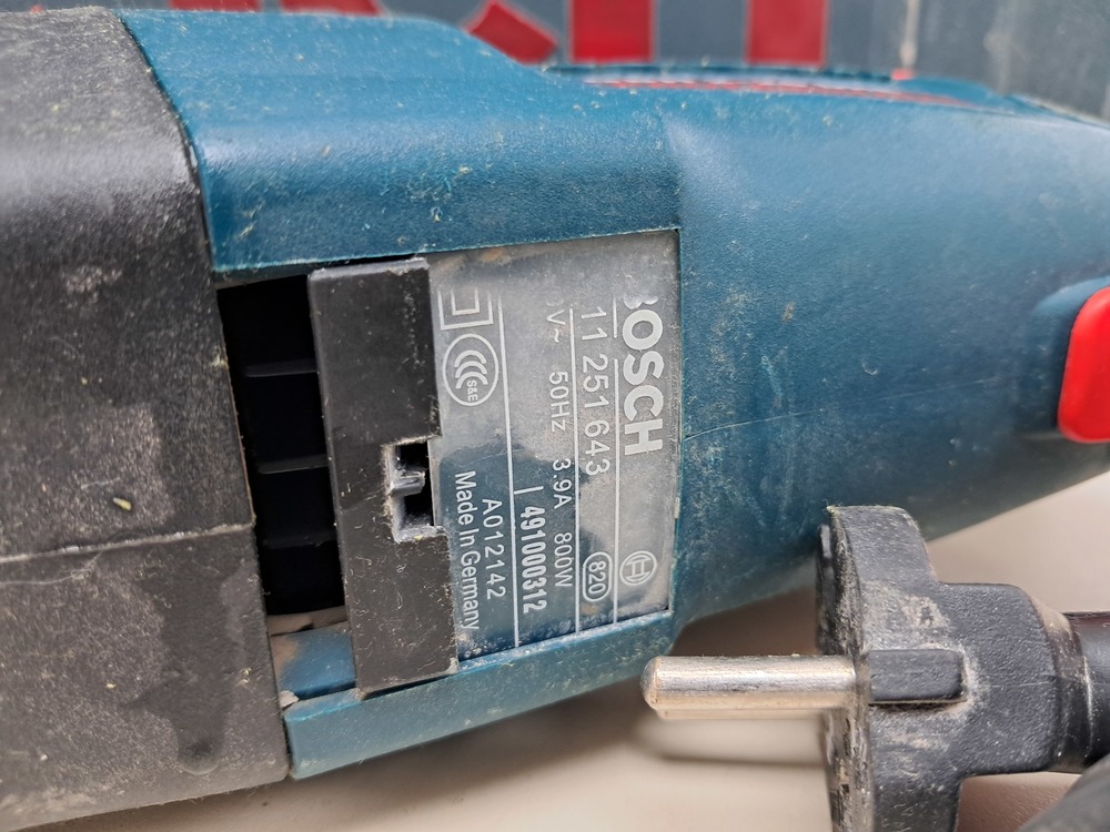 Перфоратор Bosch GBH 2-26 DRE;