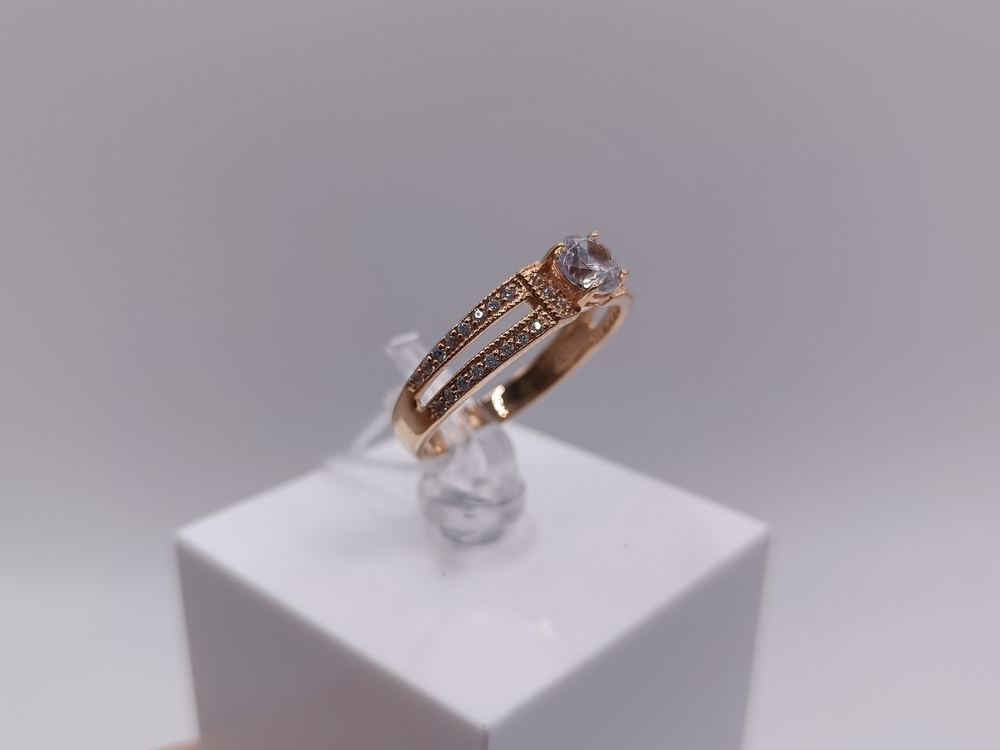 КОЛКМИ585 КОЛЬЦО С КАМНЯМИ (Au 585)