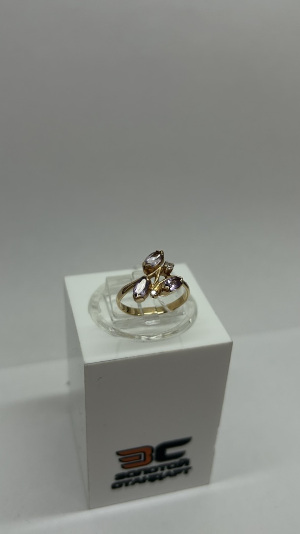 КОЛКМИ585 КОЛЬЦО С КАМНЯМИ (Au 585)