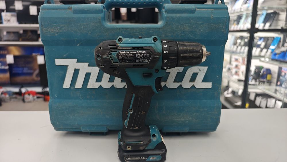 Шуруповерт Makita DF333D