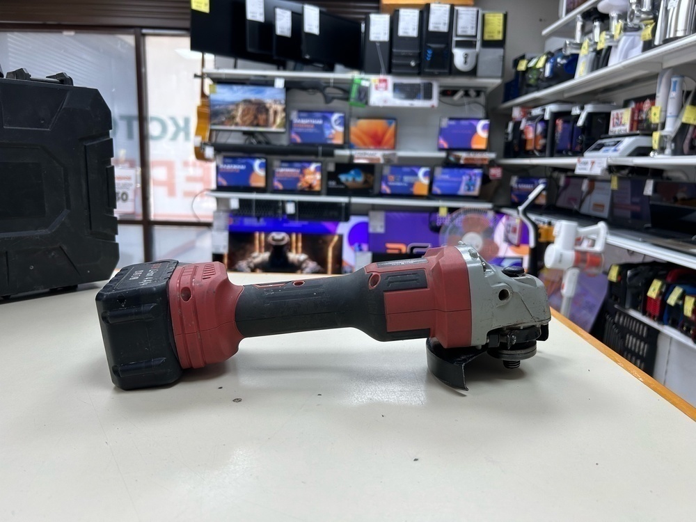 Угловая шлифмашина Bort Boxbot AG-208