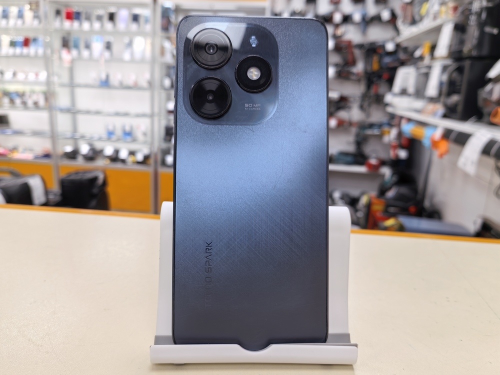 Смартфон Tecno Spark 20C 8/128