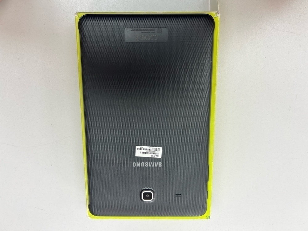 Планшет Samsung Galaxy Tab E 9.6 (SM-T561) 8Gb