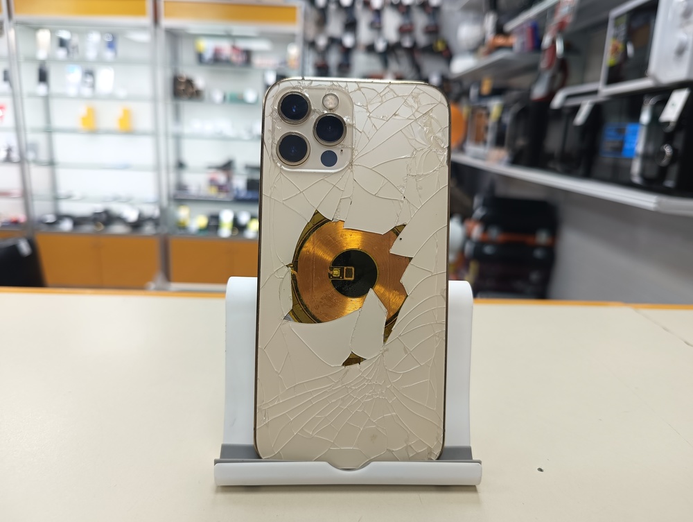 Смартфон Apple iPhone 12 Pro 128Gb