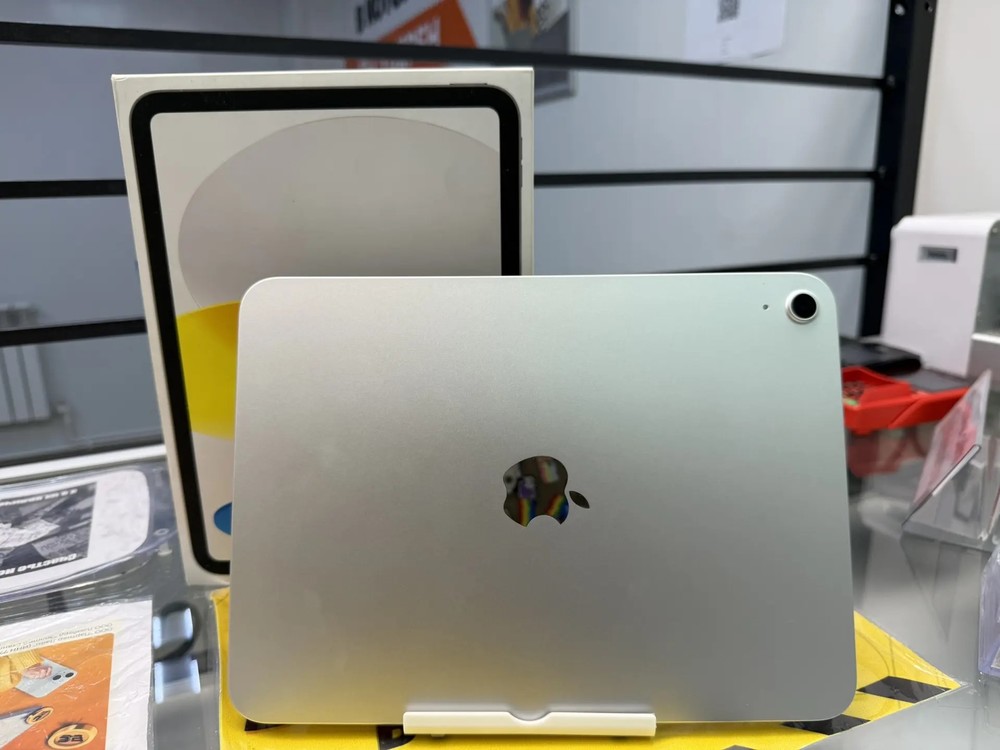 Планшет Apple iPad 11 128 ГБ (A16) 2025 A3354 (Wi-Fi)
