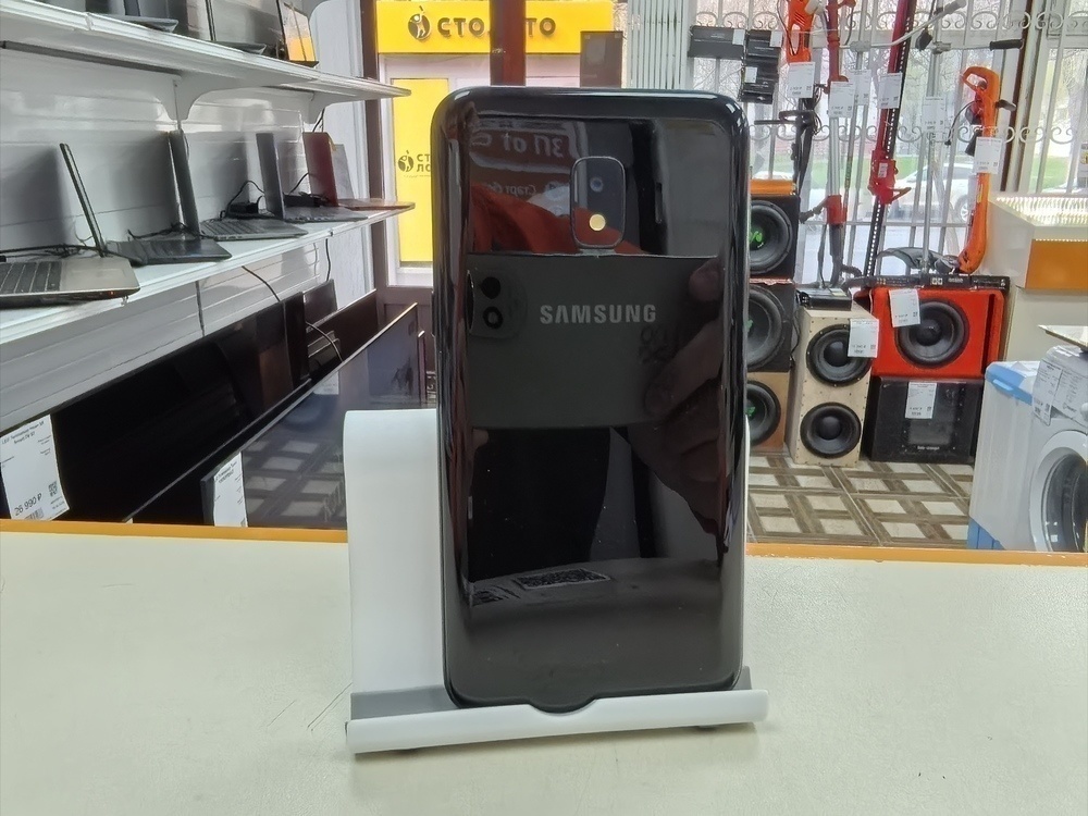 Смартфон Samsung Galaxy J2 Core 1/8