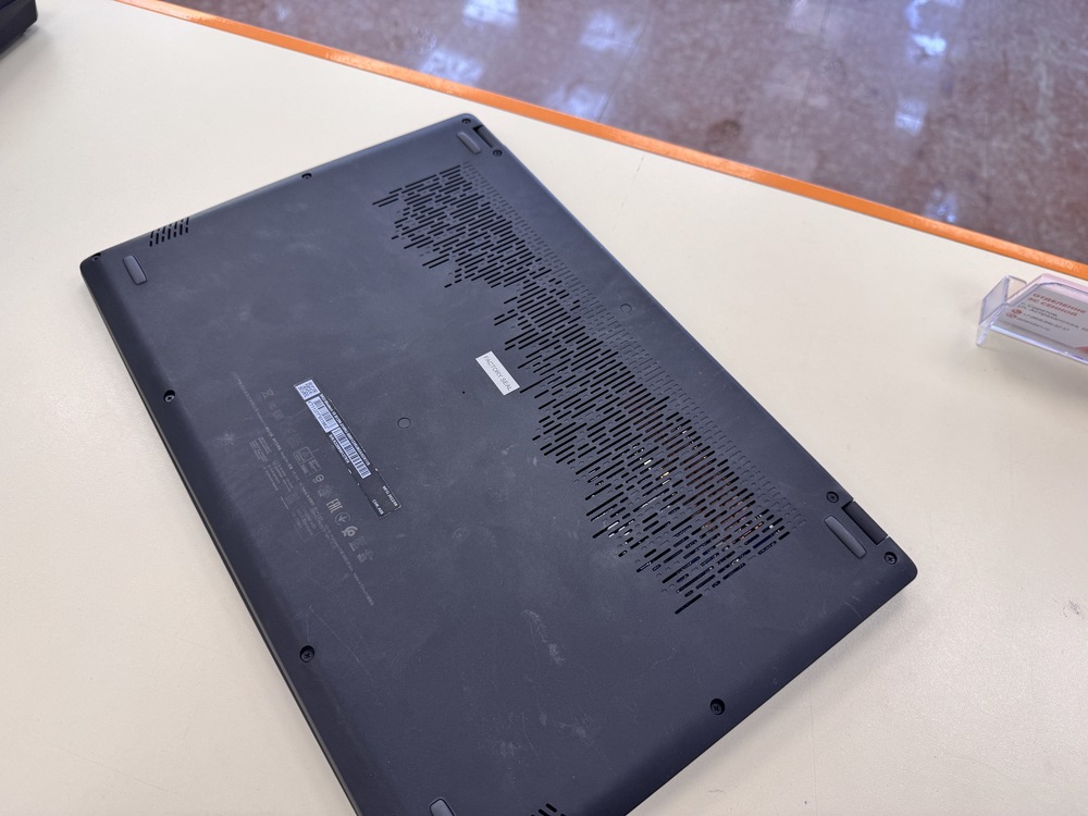 Ноутбук MSI; Core i5-1235U, Intel UHD Graphics, 8 Гб, 250 Гб, Нет