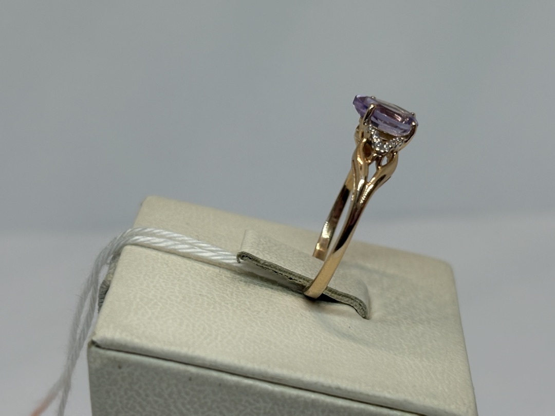 КОЛКМИ585 КОЛЬЦО С КАМНЯМИ (Au 585)