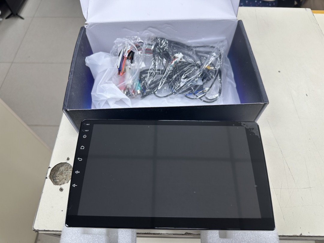 Автомагнитола Pioneeirok TT4 2/32