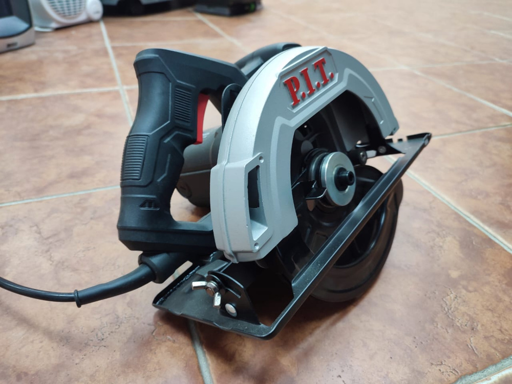 Дисковая пила P.I.T. PKS185-C4