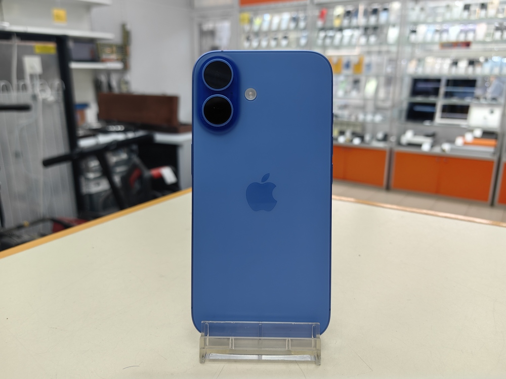 Смартфон Apple Iphone 16 128Gb