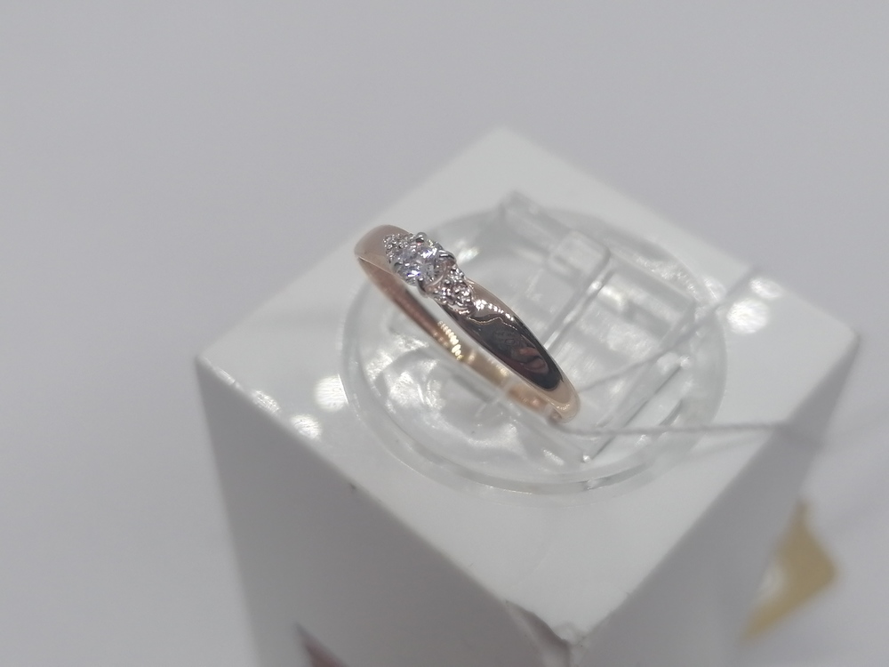 КОЛЬЦО С КАМНЯМИ (Au 585)