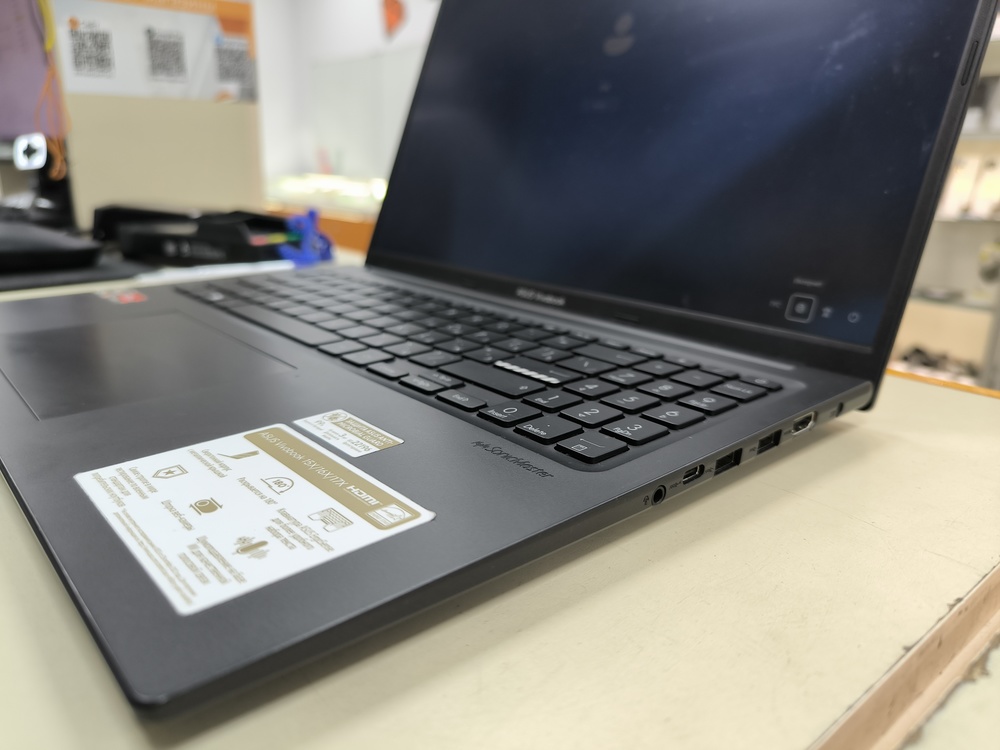 Ноутбук ASUS; Ryzen 5 7430U, AMD Radeon (TM) Graphics, 16 Гб, 500 Гб, Нет