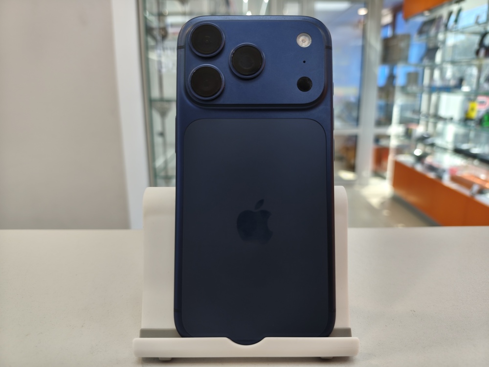 Смартфон Apple Iphone 17 Pro 256Gb