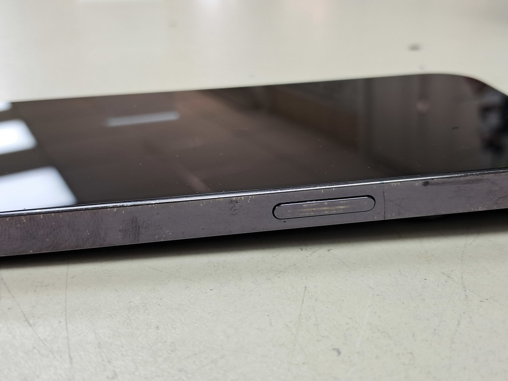 Смартфон Apple Iphone 14 Pro 128Gb