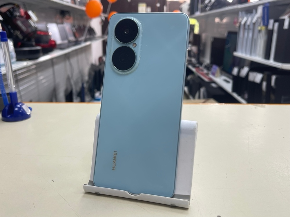 Смартфон Huawei Nova Y73 8/128