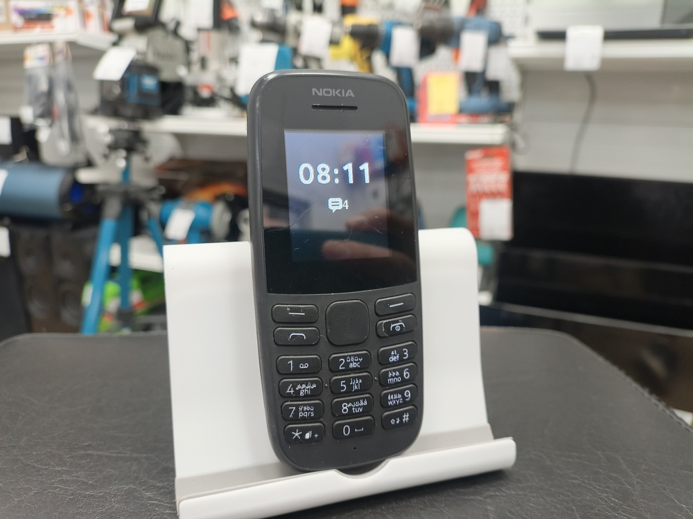Мобильный телефон Nokia 100