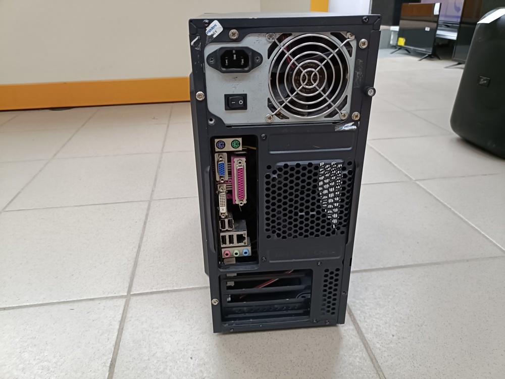 Системный блок Noname; Core i5-2300, HD Graphics, 8 Гб, 120 Гб, Нет