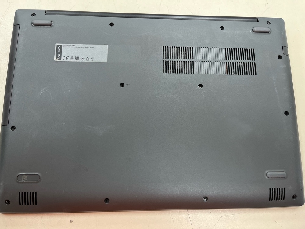 Ноутбук Lenovo; A9-9425, Radeon R5 series, 8 Гб, 128 Гб, Нет