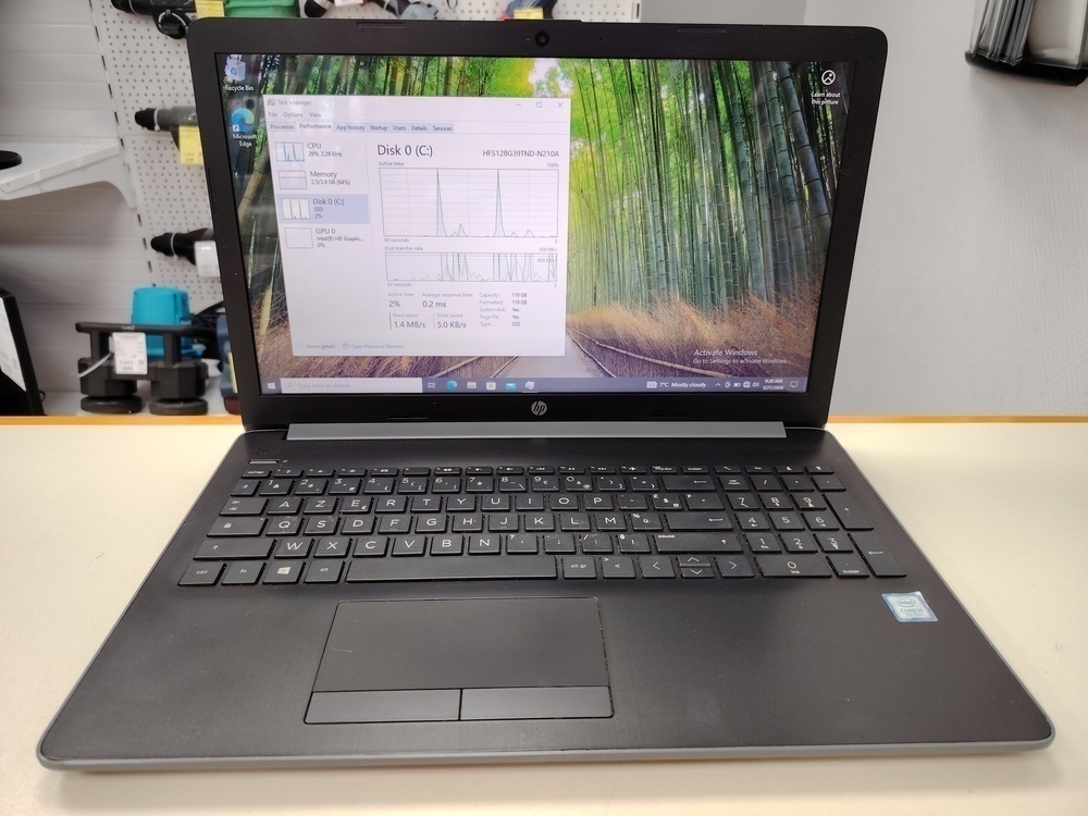 Ноутбук HP 15-da0039; Core i3-7020U, Intel HD Graphics 620, 4 Гб, 128 Гб, Нет