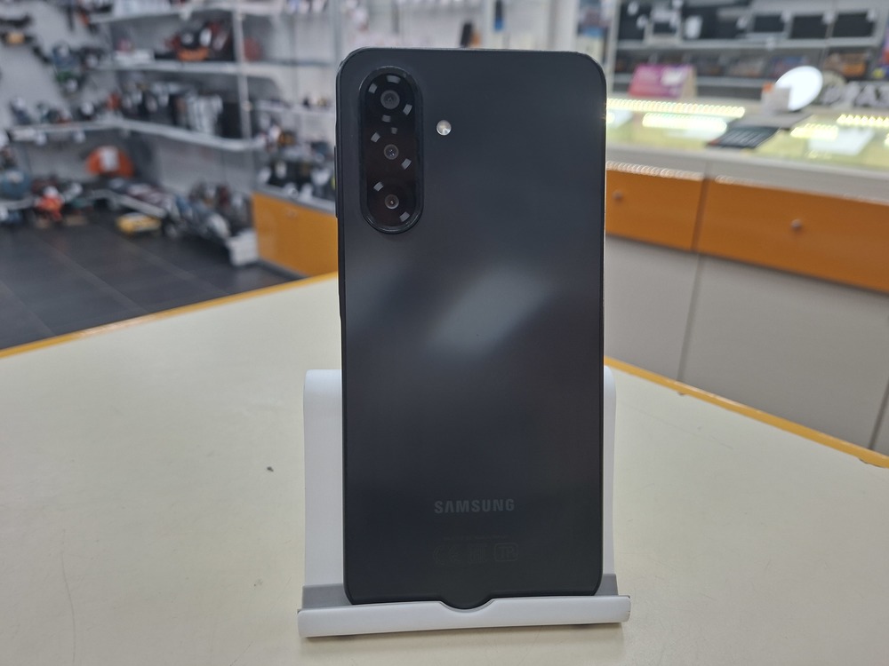 Смартфон Samsung Galaxy A17 4/128