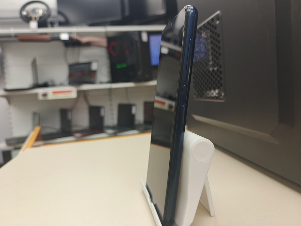 Смартфон Samsung Galaxy M12 3/32