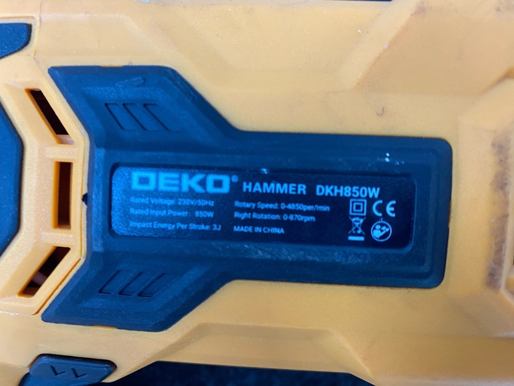 Перфоратор Deko DKH850W