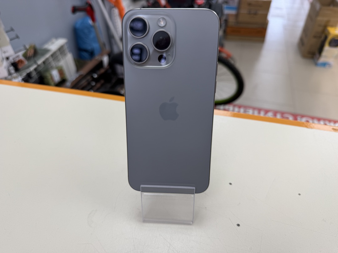 Смартфон Apple iPhone 15 Pro Max 256Gb