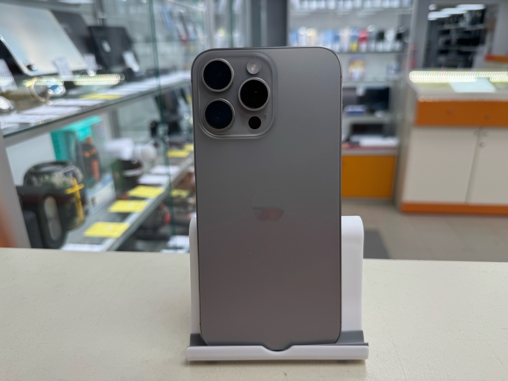 Смартфон Apple iPhone 15 Pro Max 256Gb