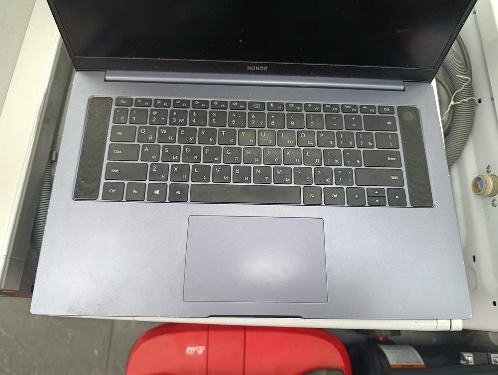 Ноутбук Honor; Ryzen 5 4600H, AMD Radeon (TM) Graphics, 16 Гб, 512 GB, Нет