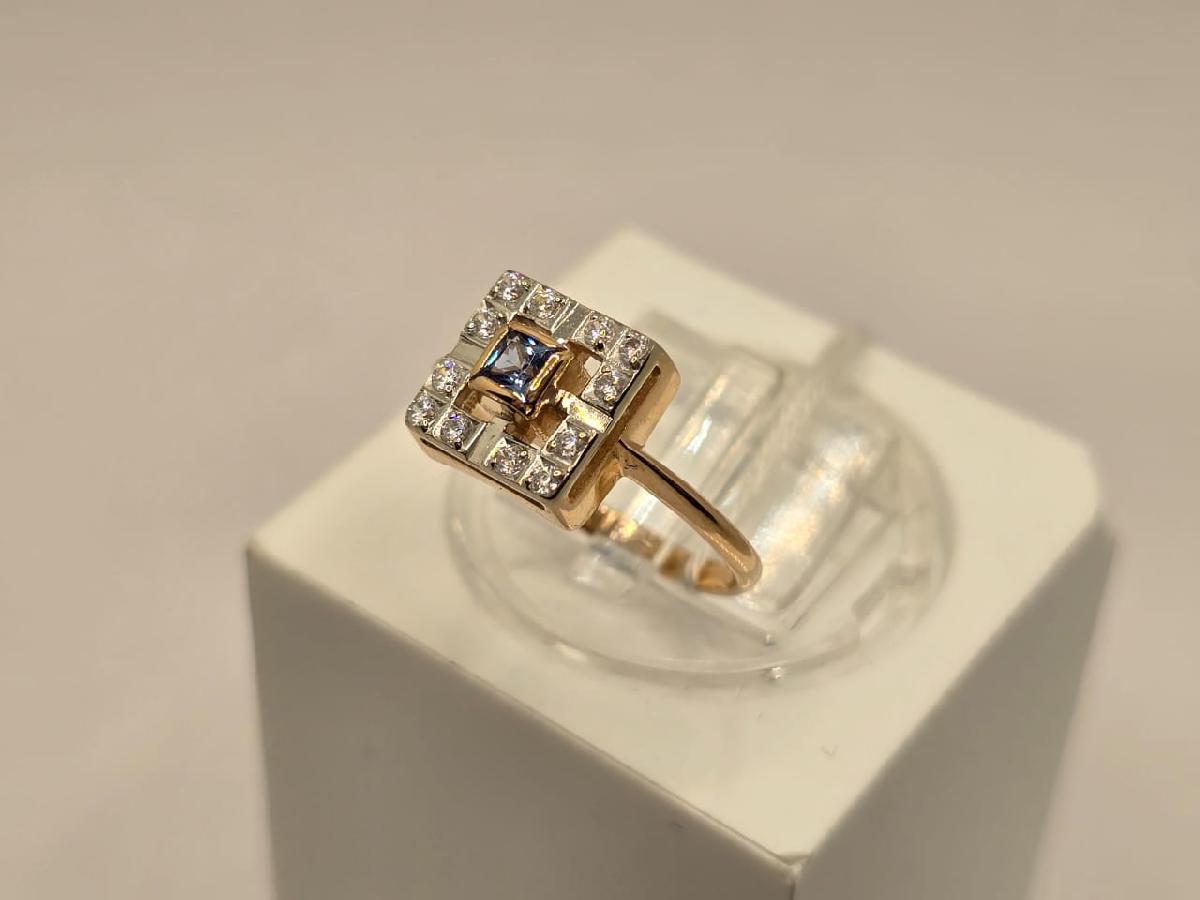 КОЛКМИ585 КОЛЬЦО С КАМНЯМИ (Au 585)