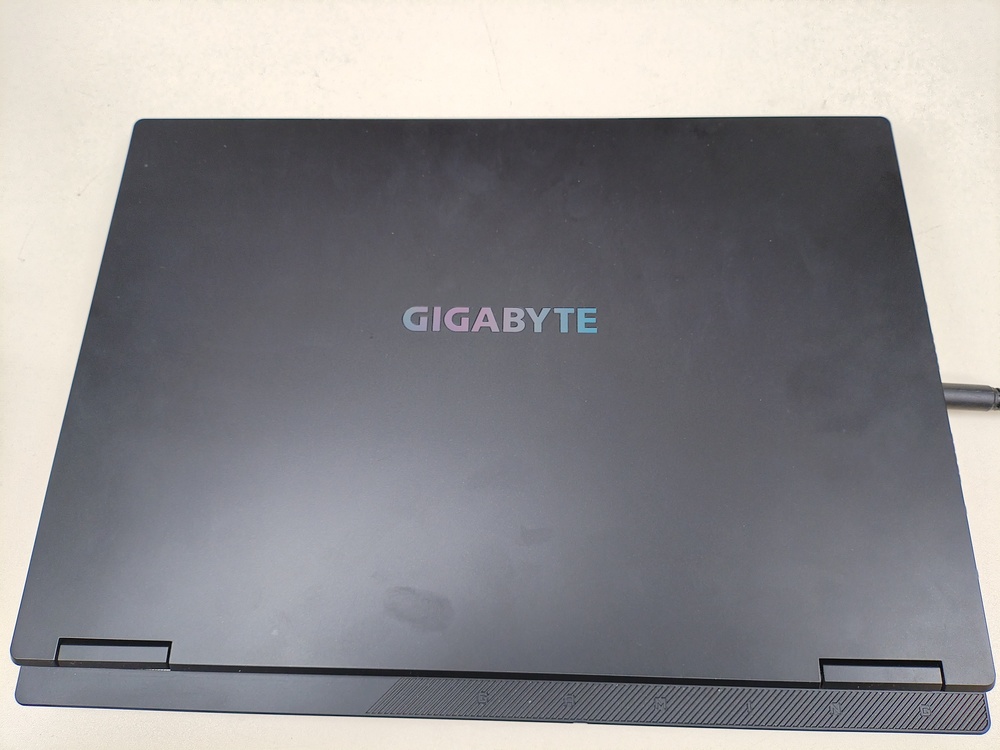Ноутбук Gigabite; Ryzen 7 260, Geforce RTX 5050, 16 Гб, 512 GB, Нет