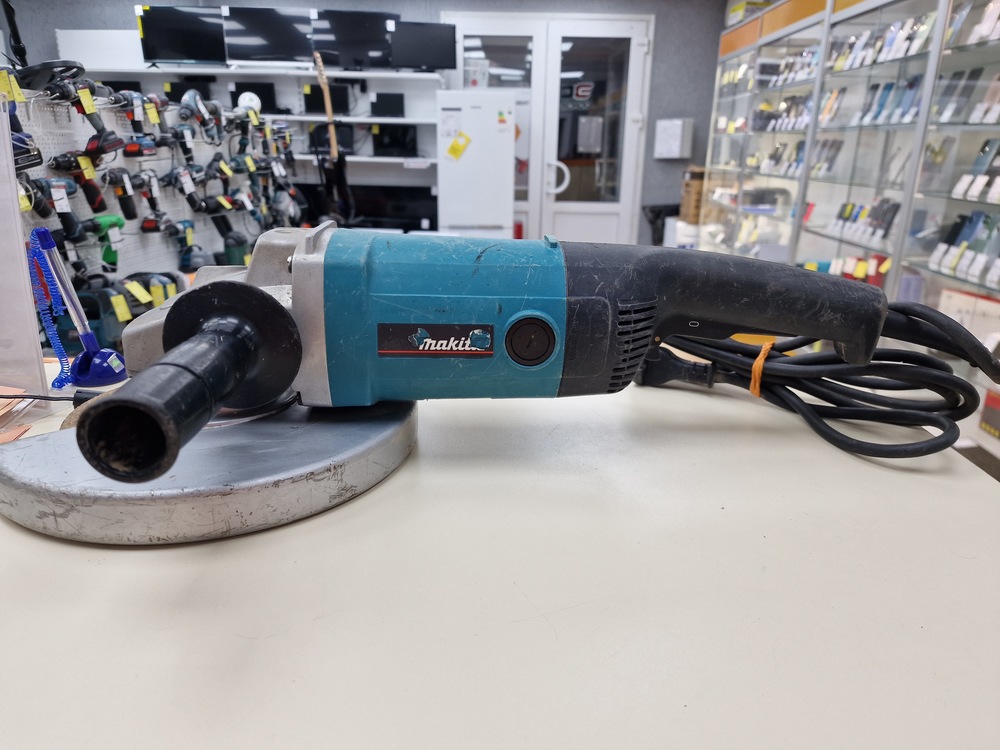 Угловая шлифмашина Makita GA9050