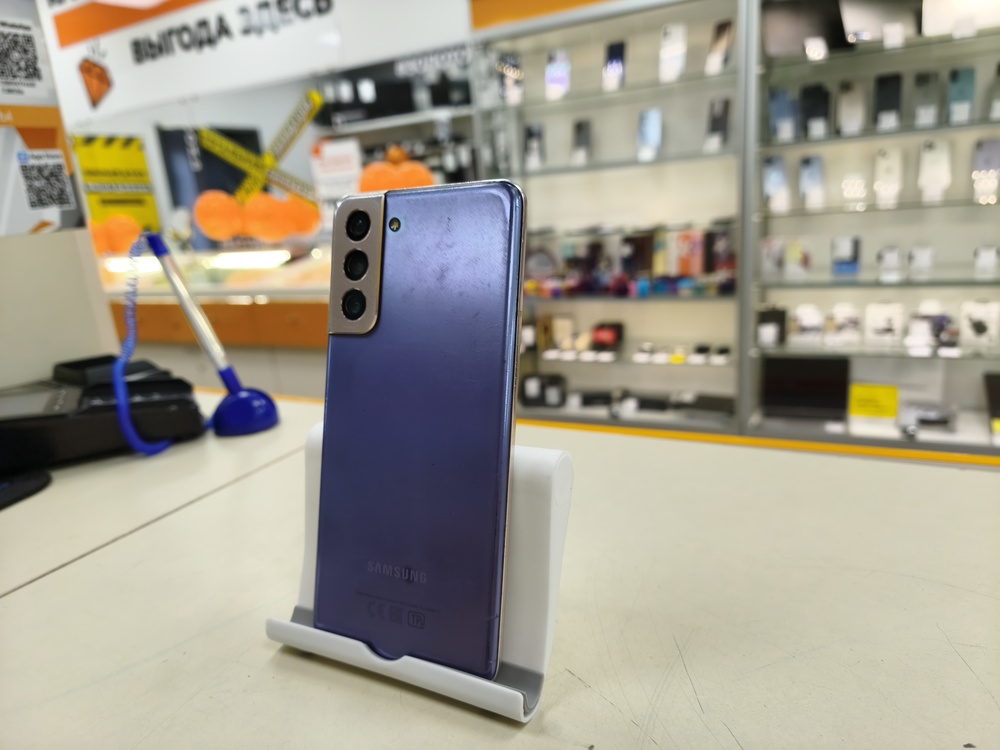 Смартфон Samsung Galaxy S21 5G 8/128