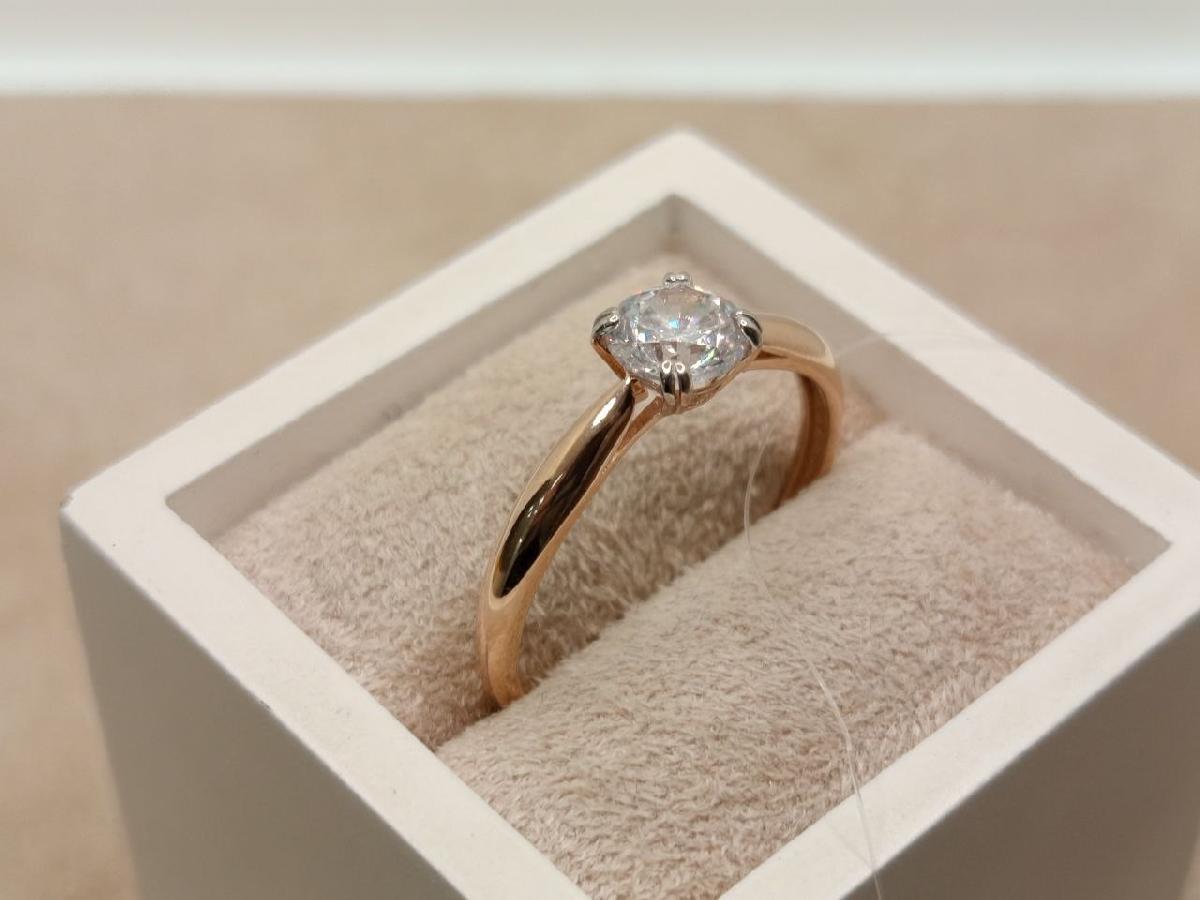 КОЛЬЦО С КАМНЕМ (Au 585)