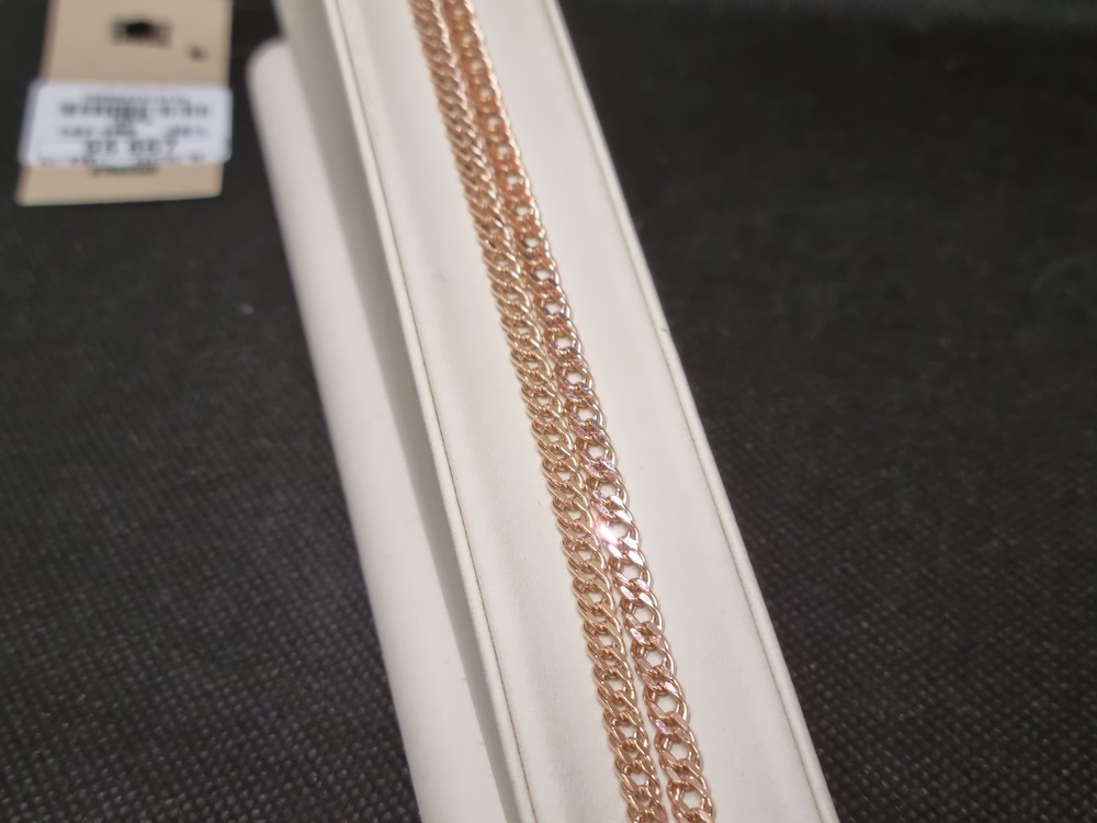 ЦЕПЬ ПУСТОТЕЛАЯ Ромб двойной (Au 585)