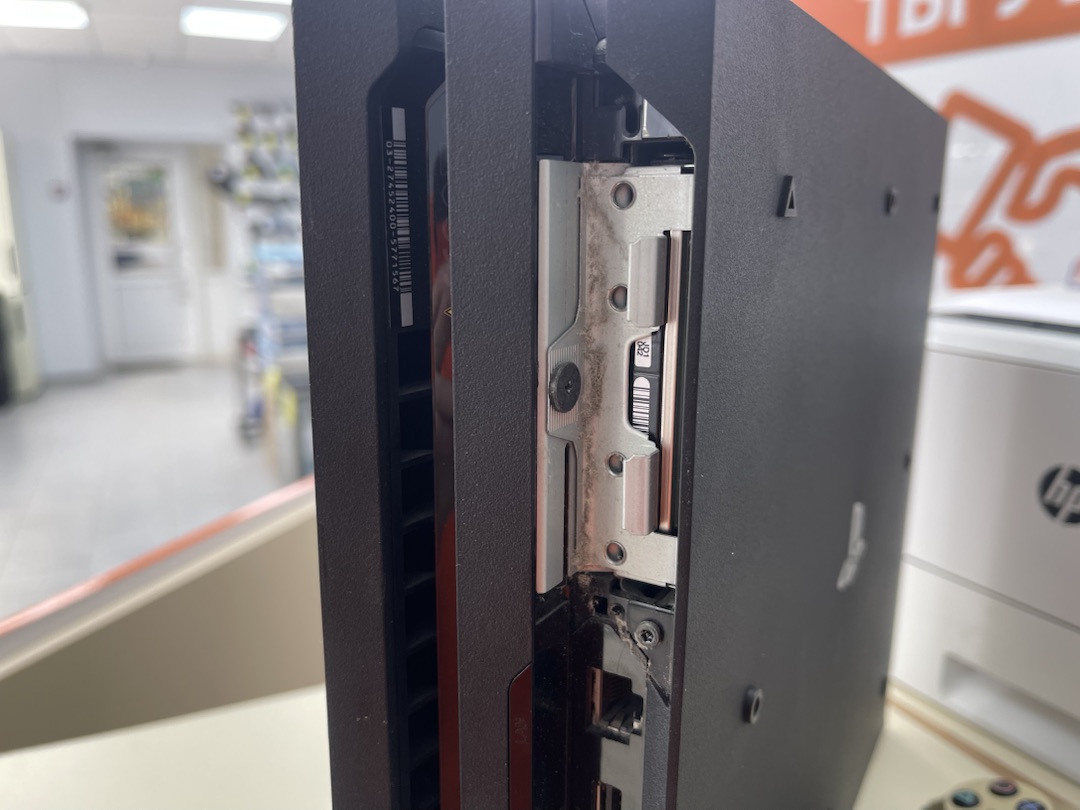 Игровая приставка PlayStation 4 FAT 500GB