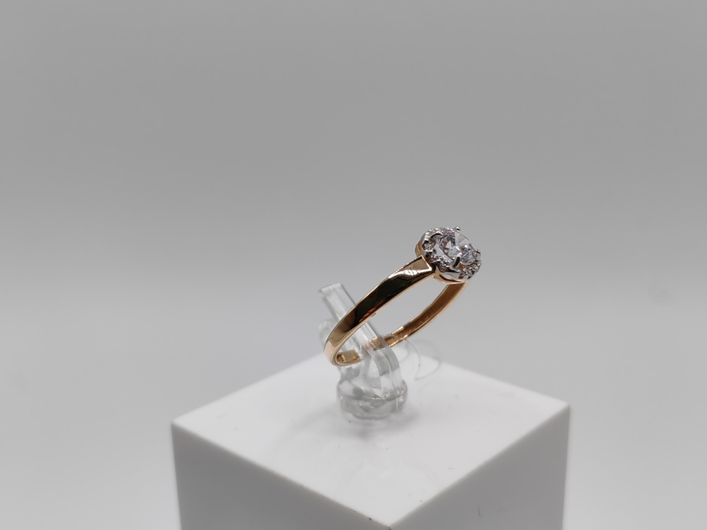 КОЛЬЦО С КАМНЯМИ (Au 585)